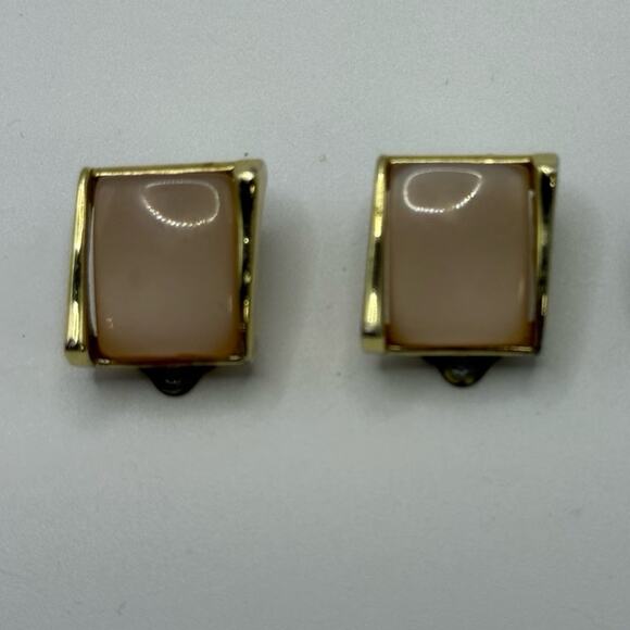 Vintage Square Clip On Pale Pink Earrings - Picture 1 of 4